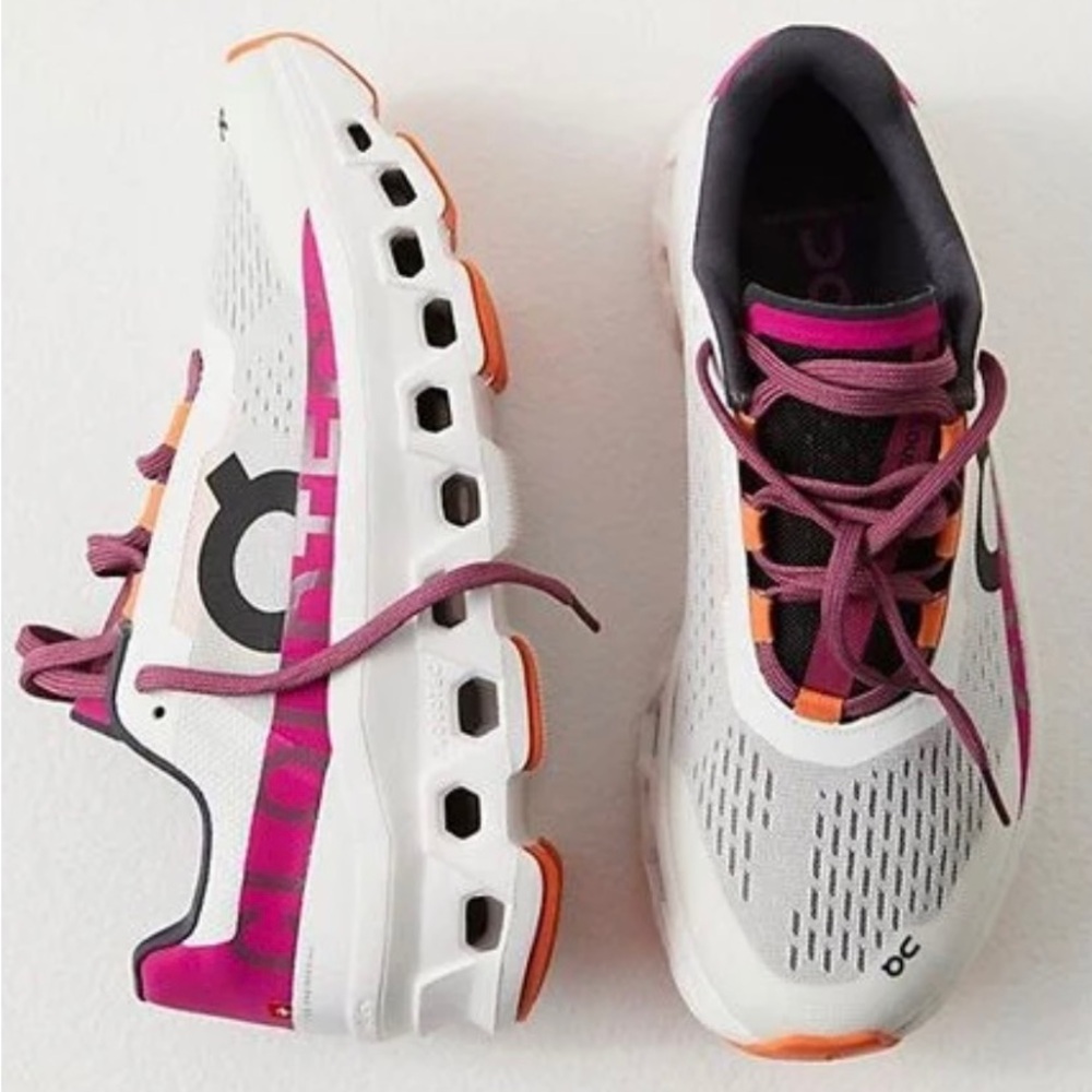 On Cloud Women’s Sneakers Free People Collaboration Size 7